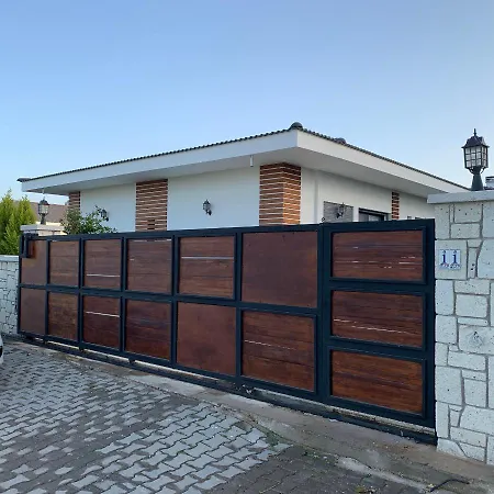 Modern Private Luxury *